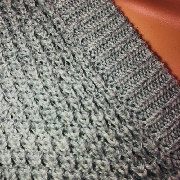 Michael Kors V Neck Slouchy Sweater - Picture 8 of 13